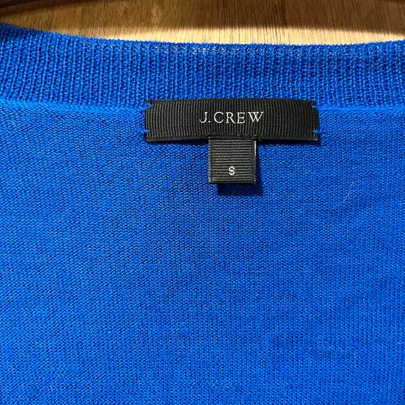 J Crew VNeck Sweater Women’s Size Small Lightweight Sapphire Blue Merino Wool - Picture 6 of 9